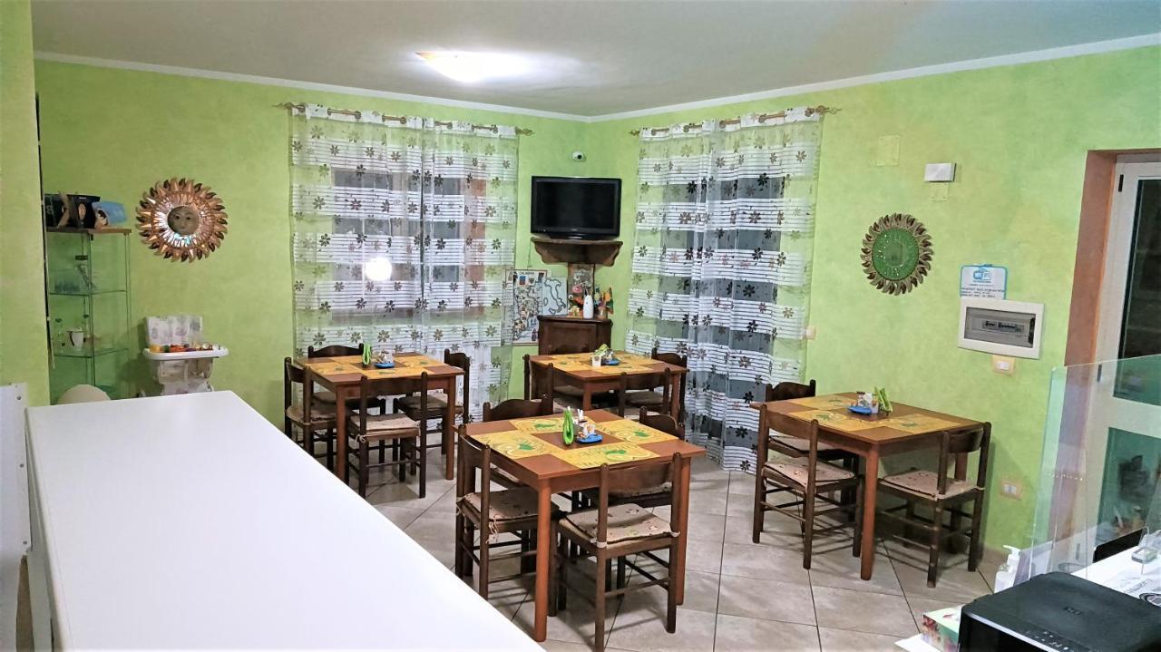 Bed and Breakfast Il Laghetto Кастровілларі Екстер'єр фото
